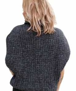 Elan women Mock Neck Short Sleeve Pull Over in Charcoal -Elan Online Shop 44a3be1b660445f4995a9fbbd9bae2af a832ba29 feb6 430d bf14 bd5ecbeb0179 1080x