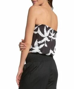 Elan Womens Printed Ruffled Trim Tube Top -Elan Online Shop a988a82a4c924da3bf8305d0a34cbc21 8c05b0fe 7e99 43e5 9e91 aad02d9d9c7b 1080x