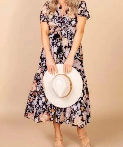 Elan women BOTANICAL MAXI DRESS in Black Botanical