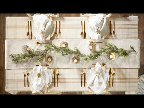 DII Christmas Holly Berry Plaid Napkin (Set of 6) 9 DII Christmas Holly Berry Plaid Napkin (Set of 6) - Image 7